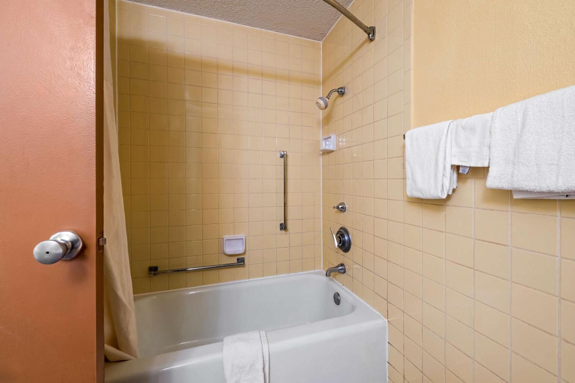 Rodeway Inn Monroe Luaran gambar