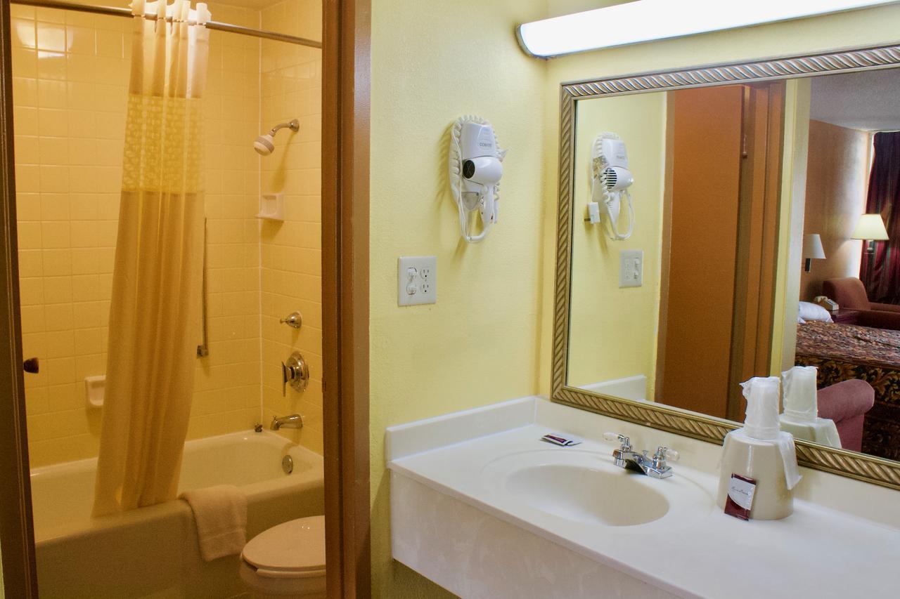 Rodeway Inn Monroe Luaran gambar